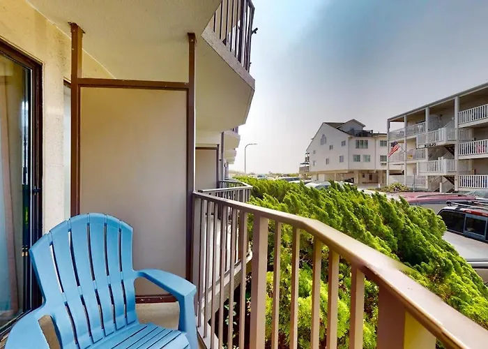 Sea Place 106
